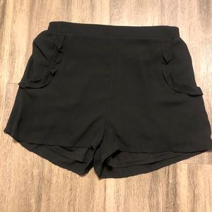 AQUA L dress short with ruffles